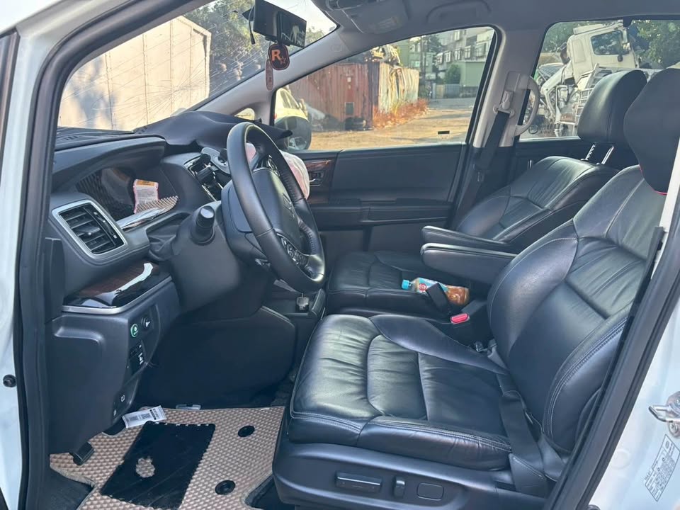 Honda Odyssey 2.4 整車拆賣 二手零件照片 - Orange Garage