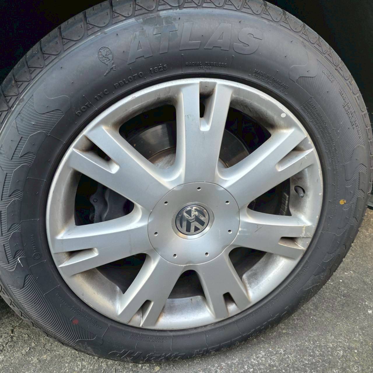 Volkswagen Touareg V6 整車拆賣 二手零件照片 - Orange Garage