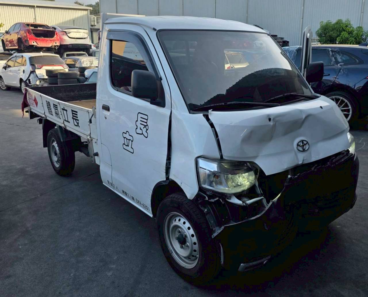 Toyota Town Ace 貨車版 整車拆賣 二手零件照片 - Orange Garage