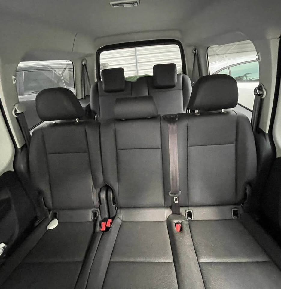 Volkswagen Caddy Maxi 整車拆賣 二手零件照片 - Orange Garage