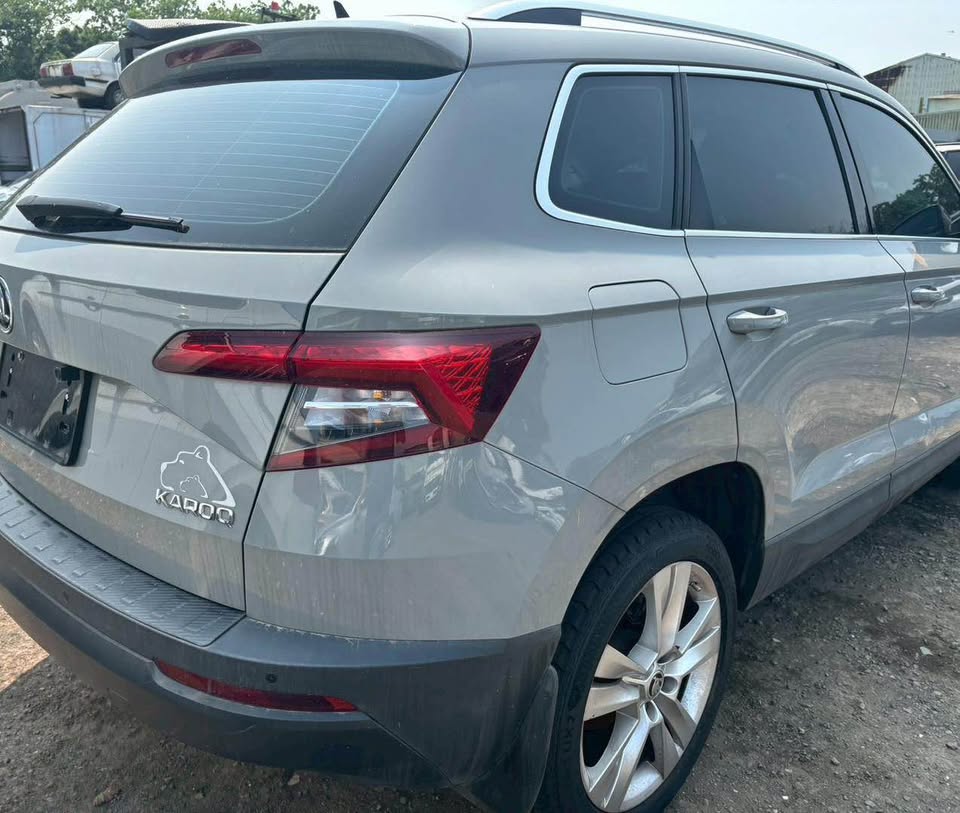 Škoda Karoq 1.5 TSI DSG 整車拆賣 二手零件照片 - Orange Garage