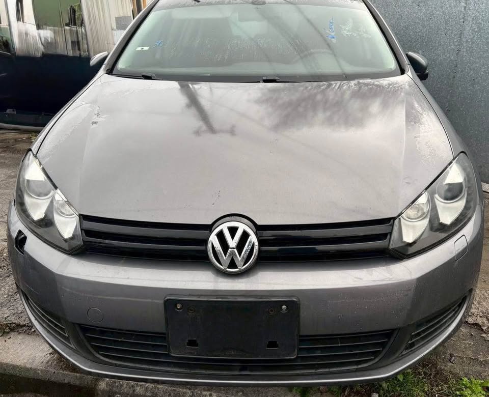 Volkswagen Golf 1.6 TDI 整車拆賣 二手零件照片 - Orange Garage