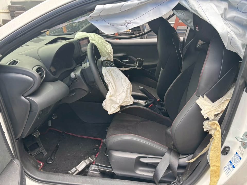 Toyota Yaris GR Yaris 整車拆賣 二手零件照片 - Orange Garage