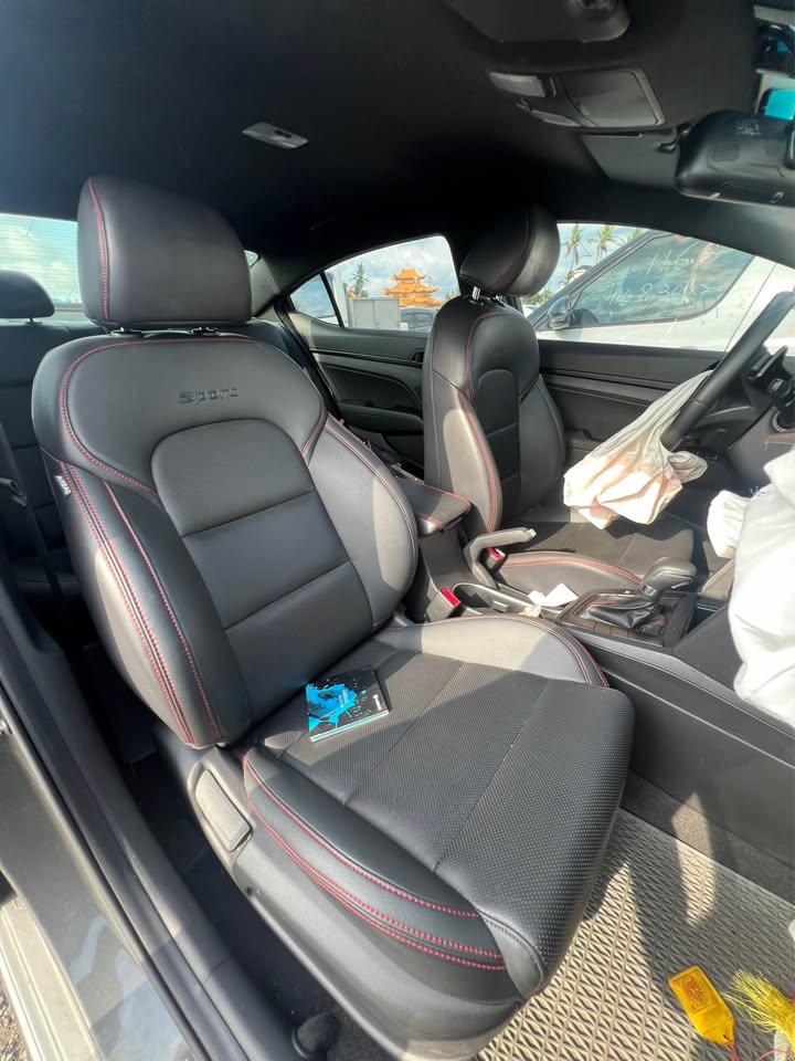 Mitsubishi Eclipse Cross 1.6 整車拆賣 二手零件照片 - Orange Garage