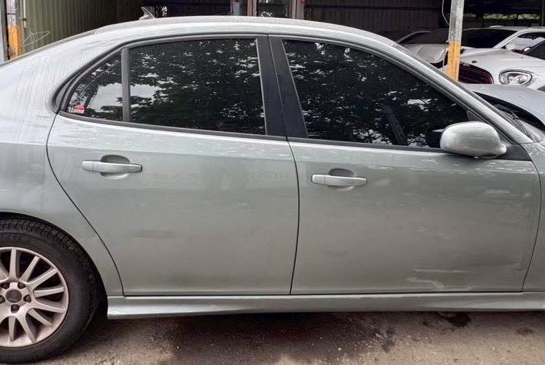 Saab 9-3 Sport Sedan 整車拆賣 二手零件照片 - Orange Garage