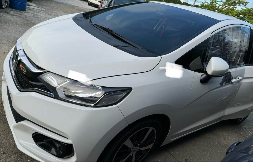 Honda Fit 1.5 整車拆賣 二手零件照片 - Orange Garage