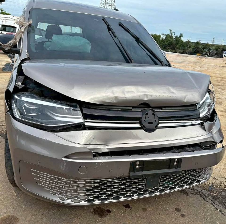 Volkswagen Caddy 五代 整車拆賣 二手零件照片 - Orange Garage