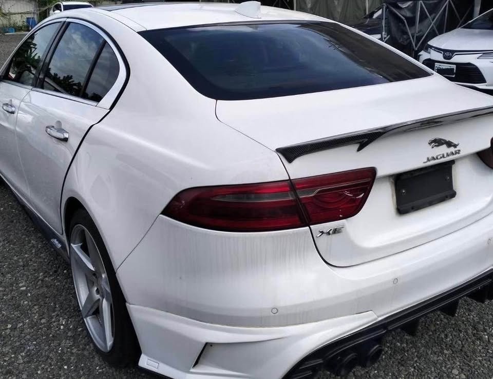 Jaguar XE 2.0 整車拆賣 二手零件照片 - Orange Garage