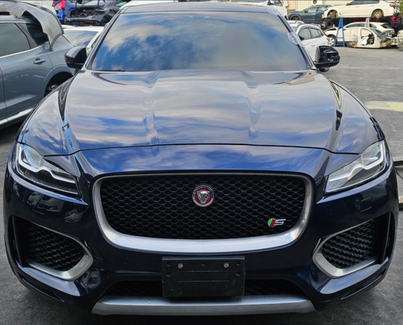 Jaguar F-Pace S AWD 整車拆賣 二手零件照片 - Orange Garage