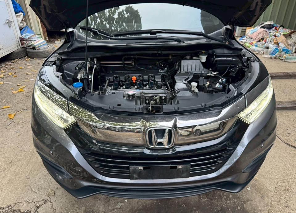 Honda HR-V 1.8 整車拆賣 二手零件照片 - Orange Garage