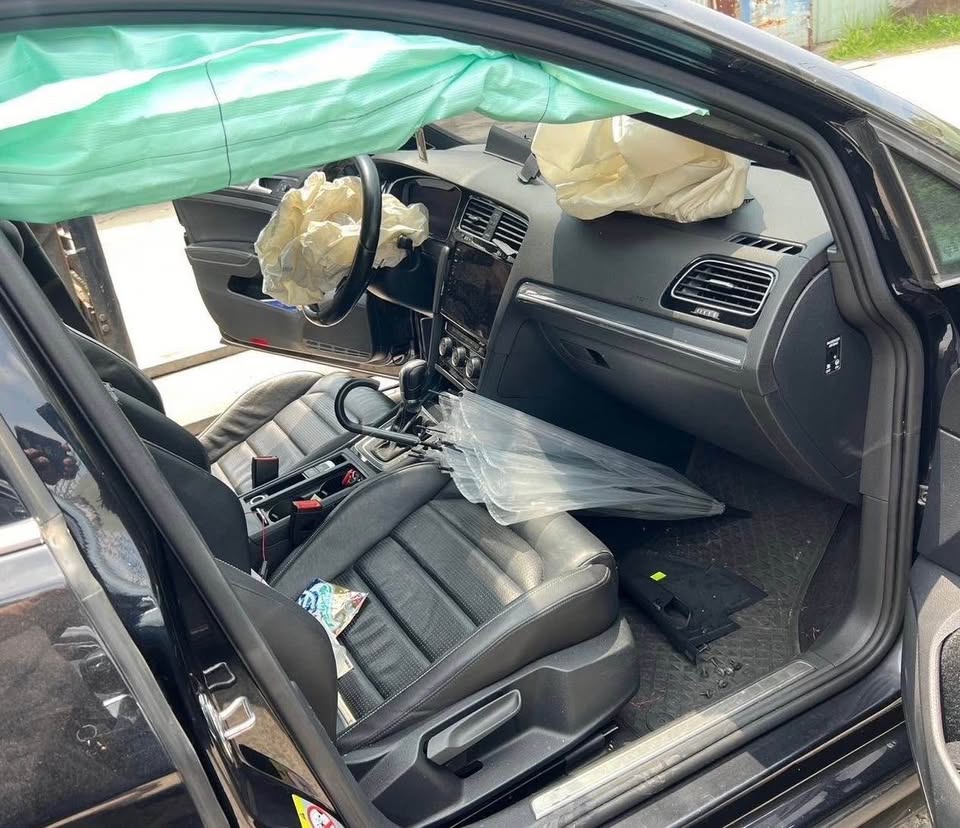 Volkswagen Golf Variant 280 TSI 整車拆賣 二手零件照片 - Orange Garage