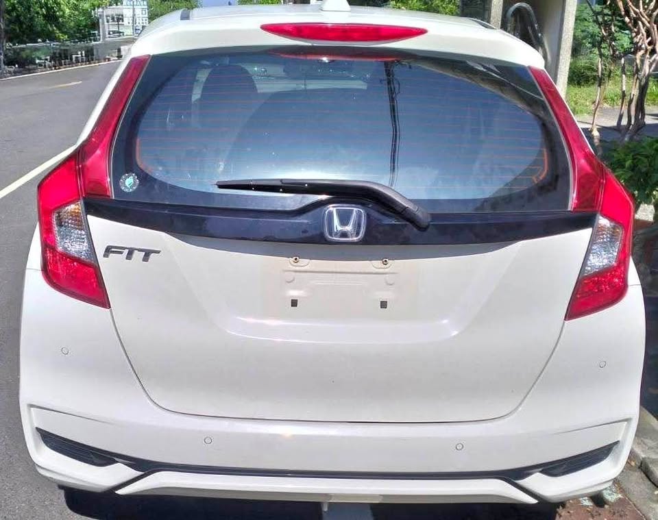 Honda Fit 1.5 S 整車拆賣 二手零件照片 - Orange Garage