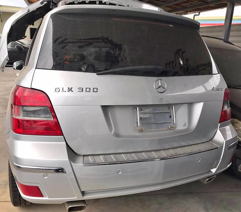 Mercedes-Benz GLK GLK 300 整車拆賣 二手零件照片 - Orange Garage