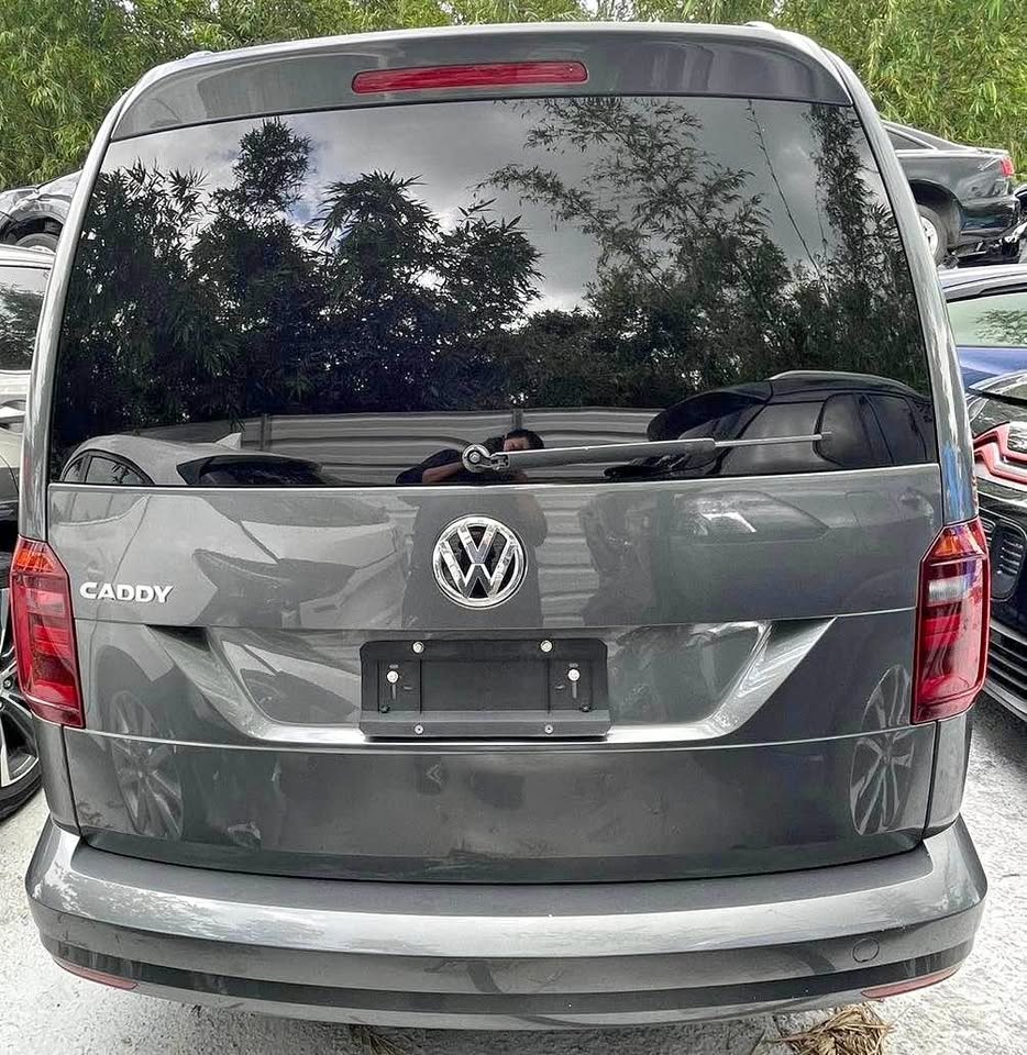 Volkswagen Caddy Maxi 整車拆賣 二手零件照片 - Orange Garage