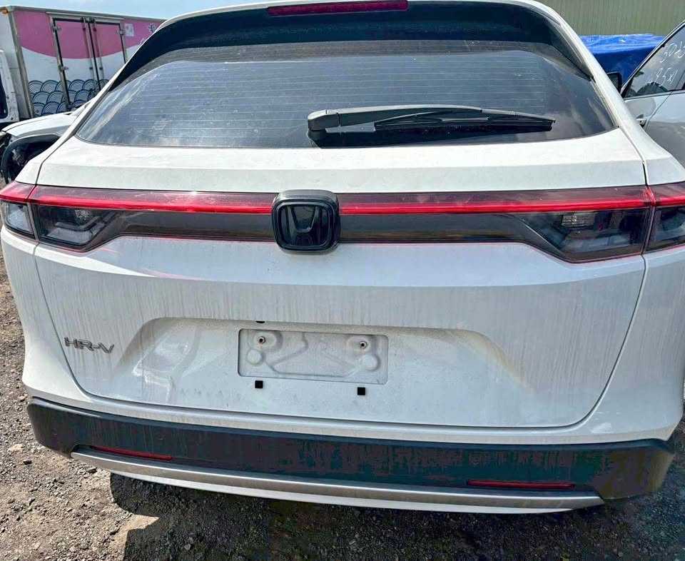 Honda HR-V 1.5 整車拆賣 二手零件照片 - Orange Garage
