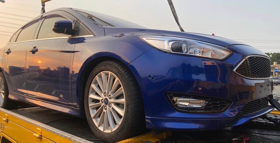 Ford Focus 1.5 整車拆賣 二手零件照片 - Orange Garage