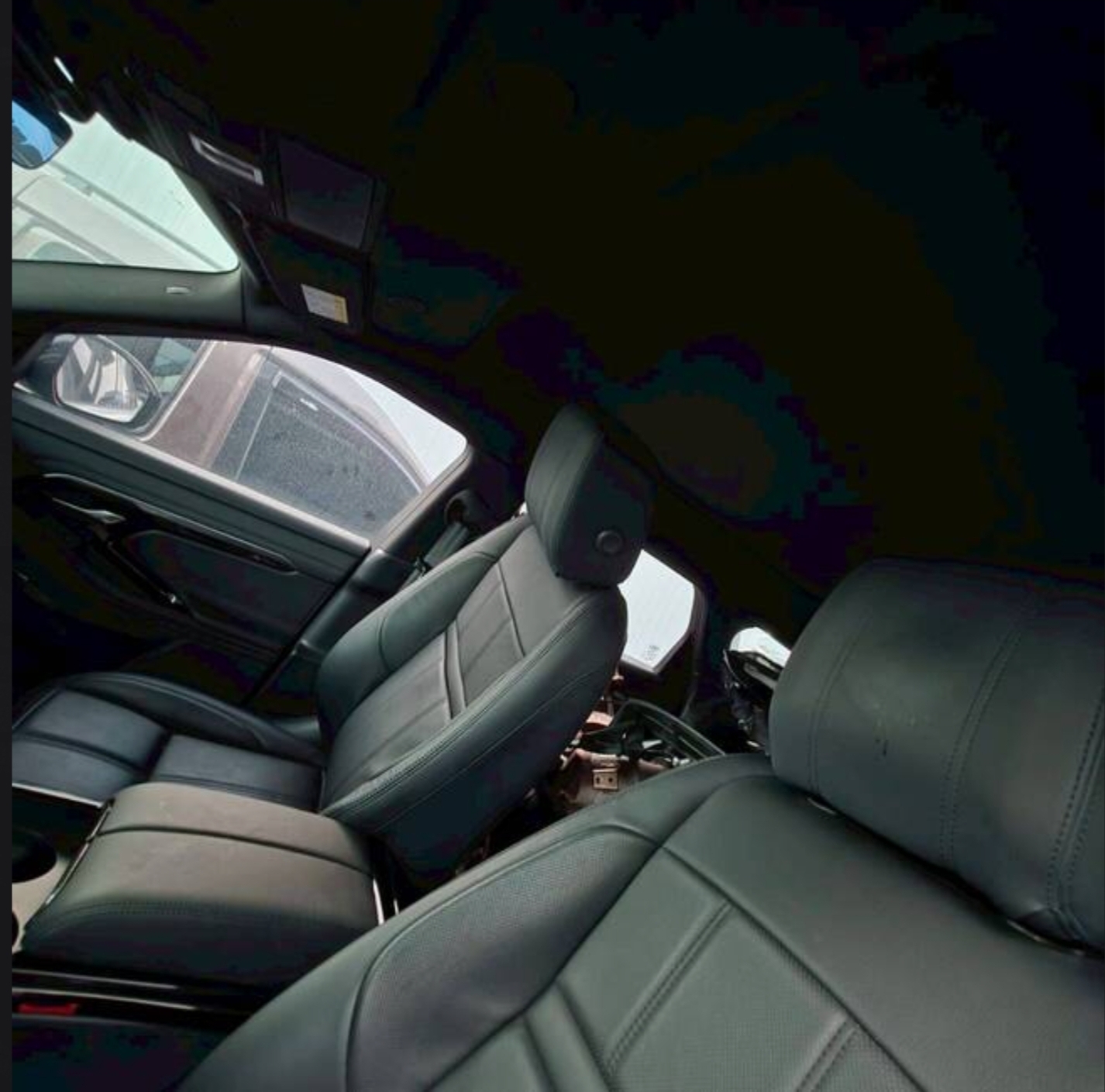Land Rover Range Rover Evoque P200 整車拆賣 二手零件照片 - Orange Garage