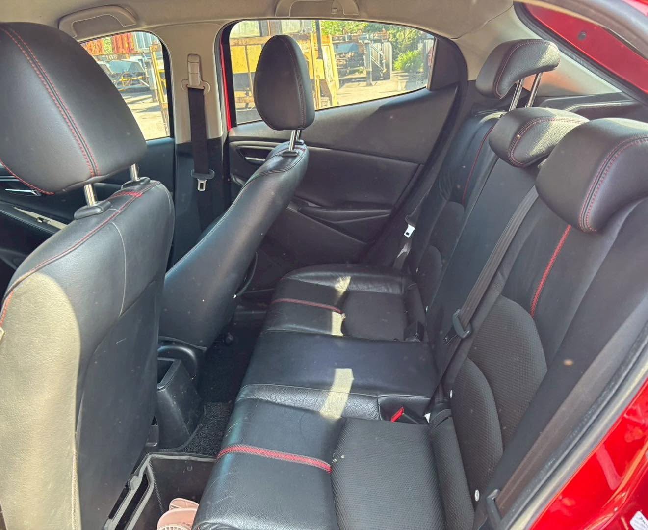 Mazda 2 1.5 Skyactiv-G 整車拆賣 二手零件照片 - Orange Garage