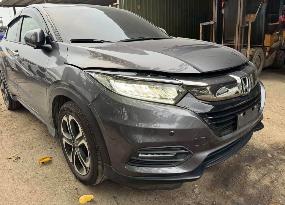 Honda HR-V 1.8 整車拆賣 二手零件照片 - Orange Garage