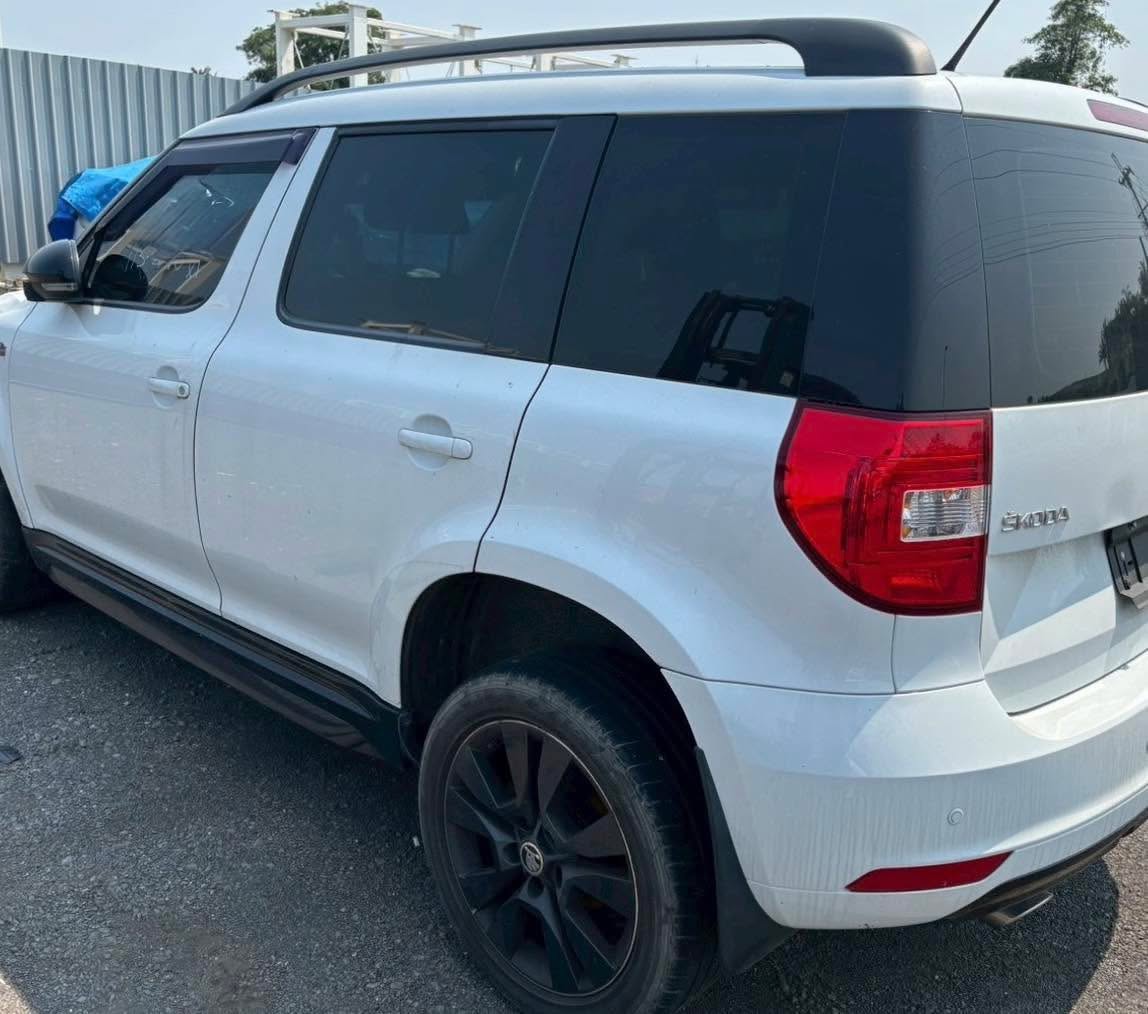 Škoda Yeti Facelift 1.4 TSI 整車拆賣 二手零件照片 - Orange Garage