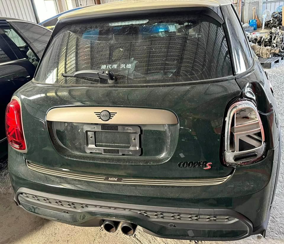 Mini Hatch 整車拆賣 二手零件照片 - Orange Garage
